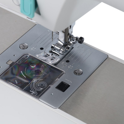 Бытовая швейная машина Necchi Q134A5