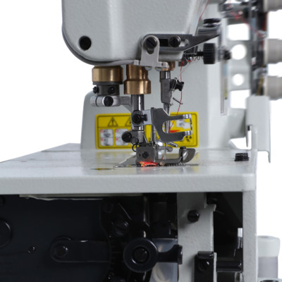 GK1500D-01 Промышленная швейная машина Typical (комплект: голова+стол)8